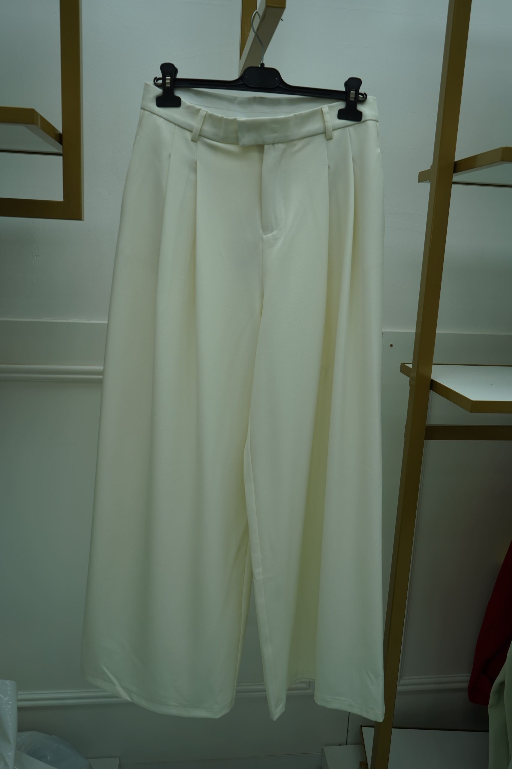 calca branca elegance