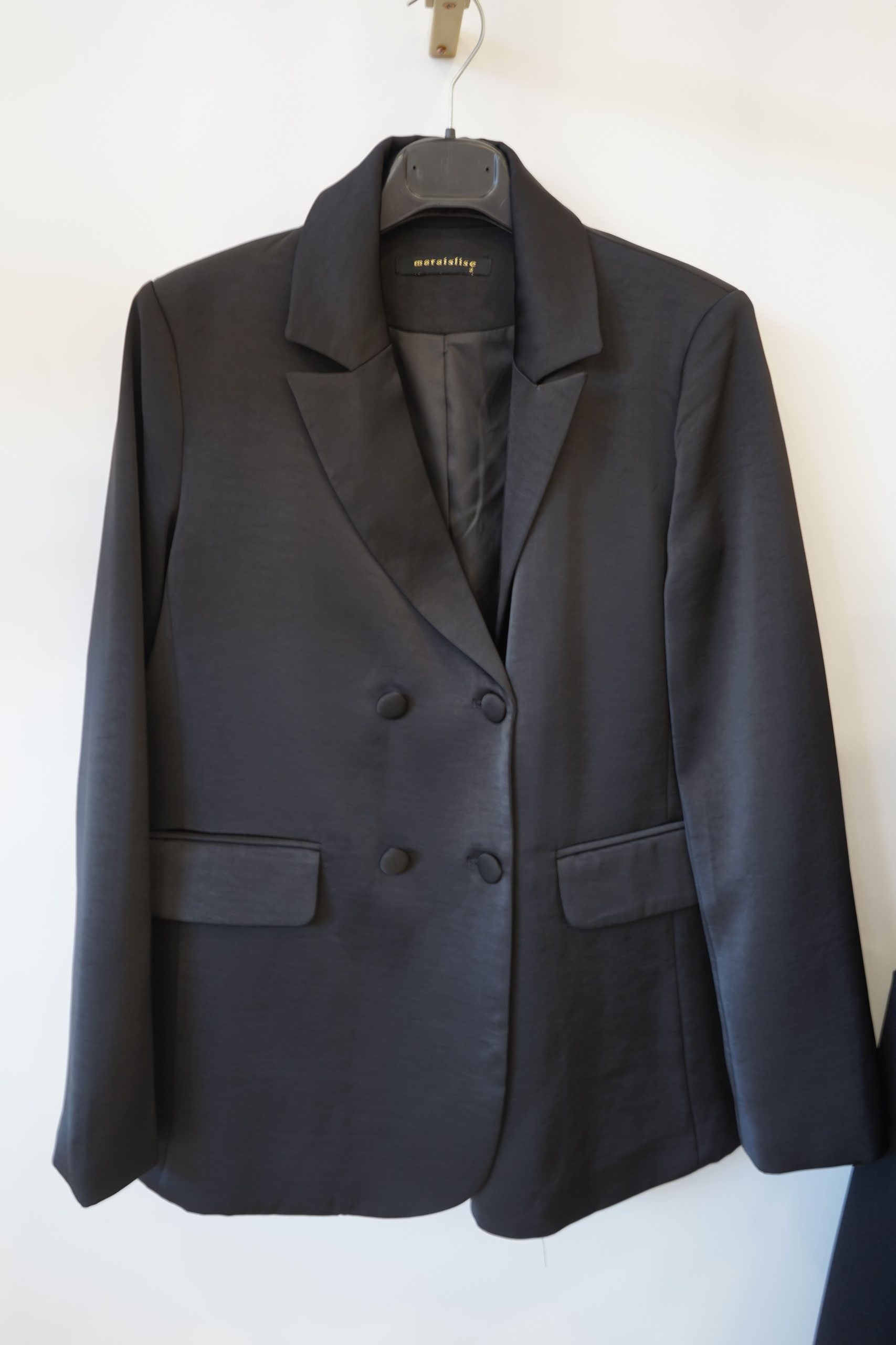 Blazer cetim preto