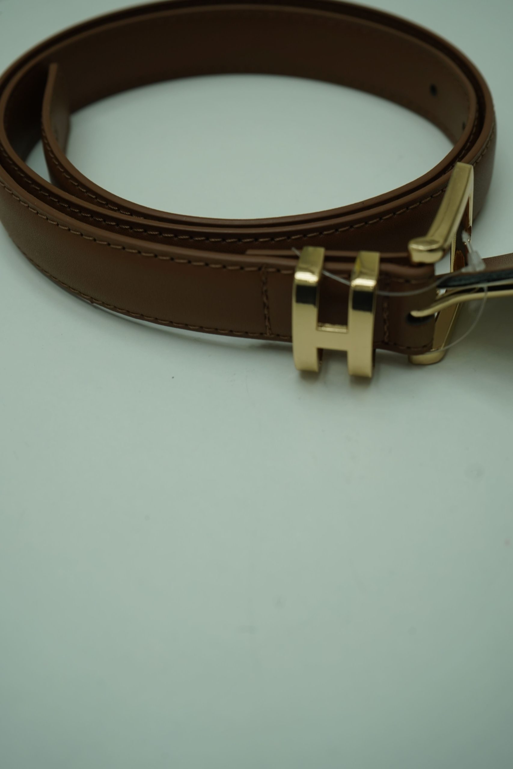 cintos normais com dourado