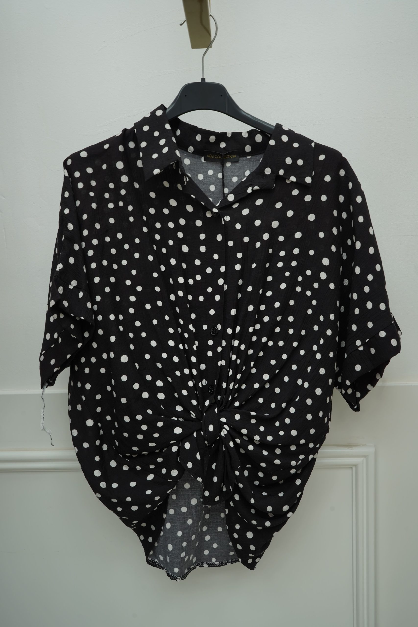camisa bolinhas