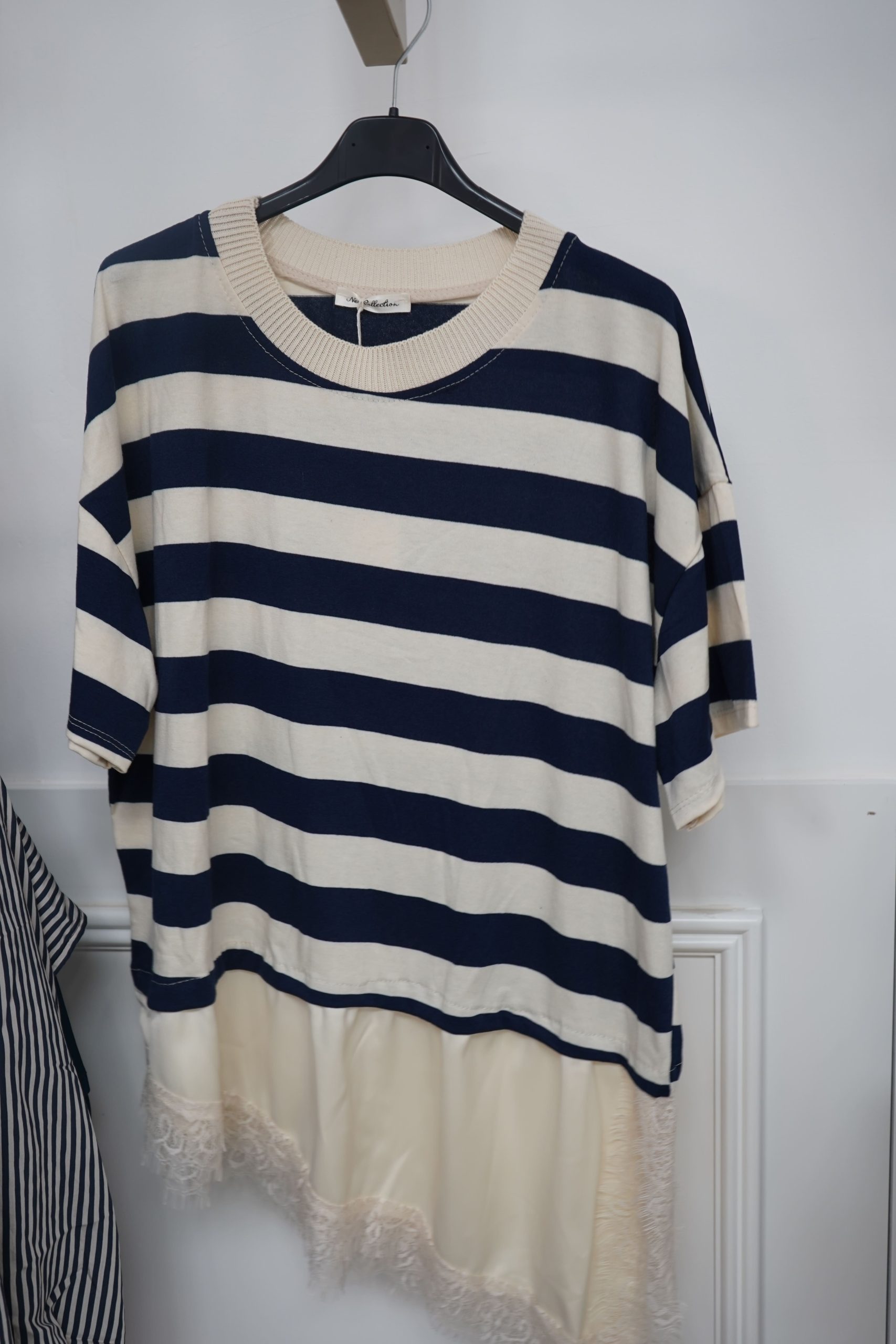 t.shirt riscas com renda