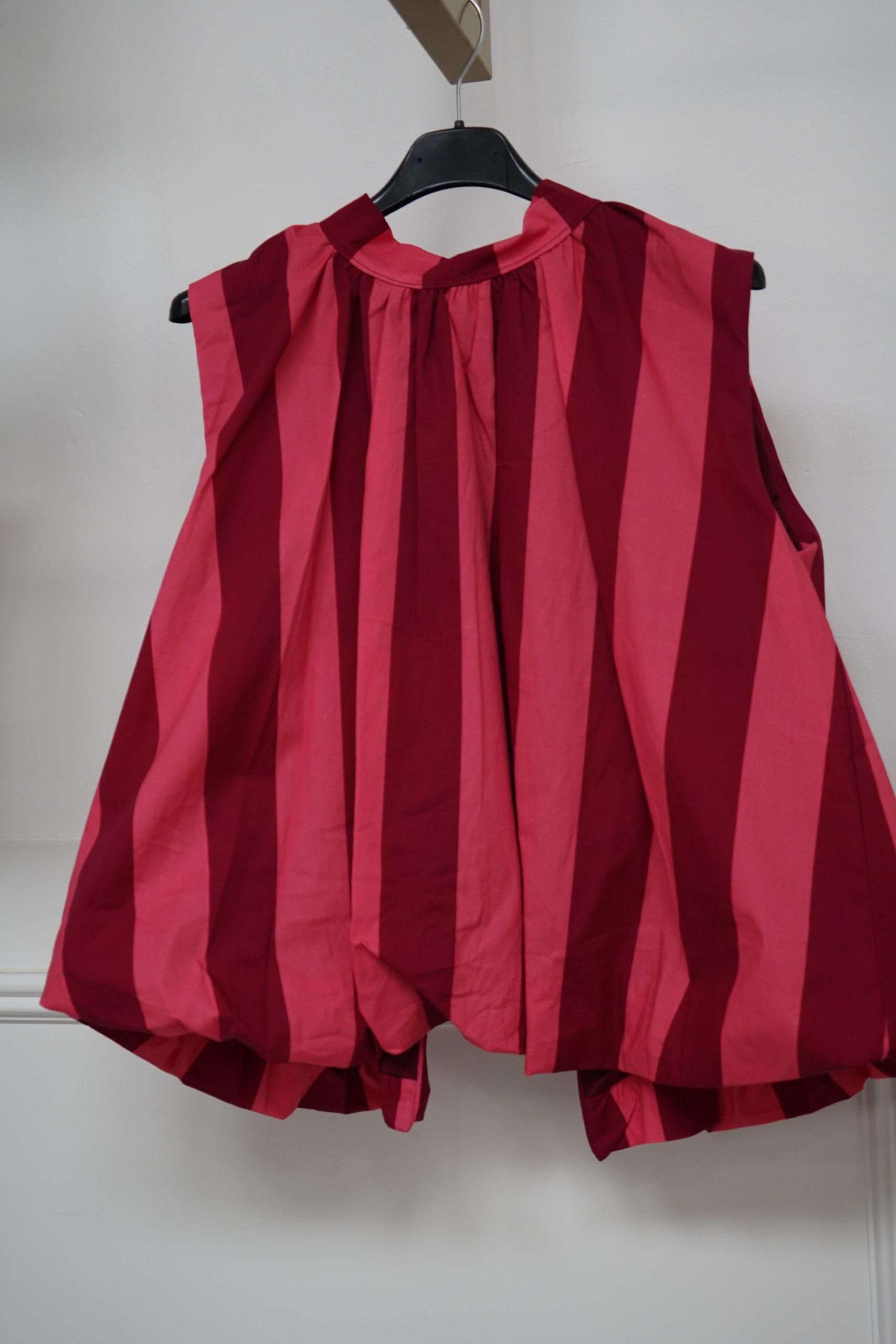 blusa riscas rosa/bordo