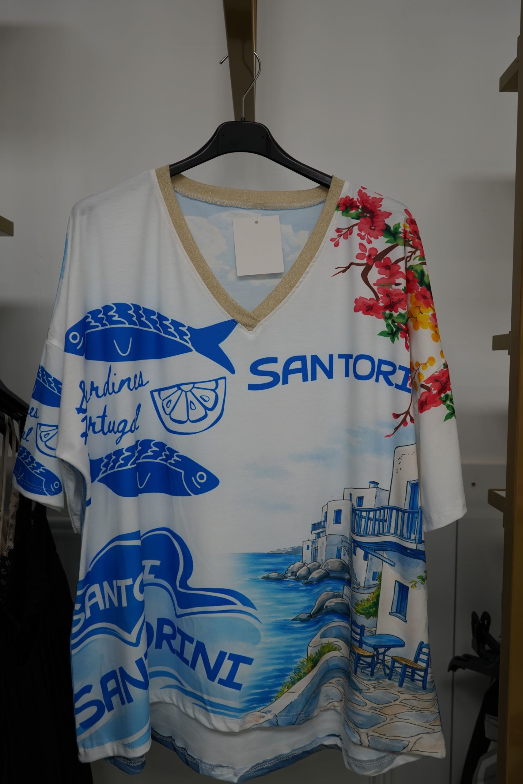 t.shirt santorini