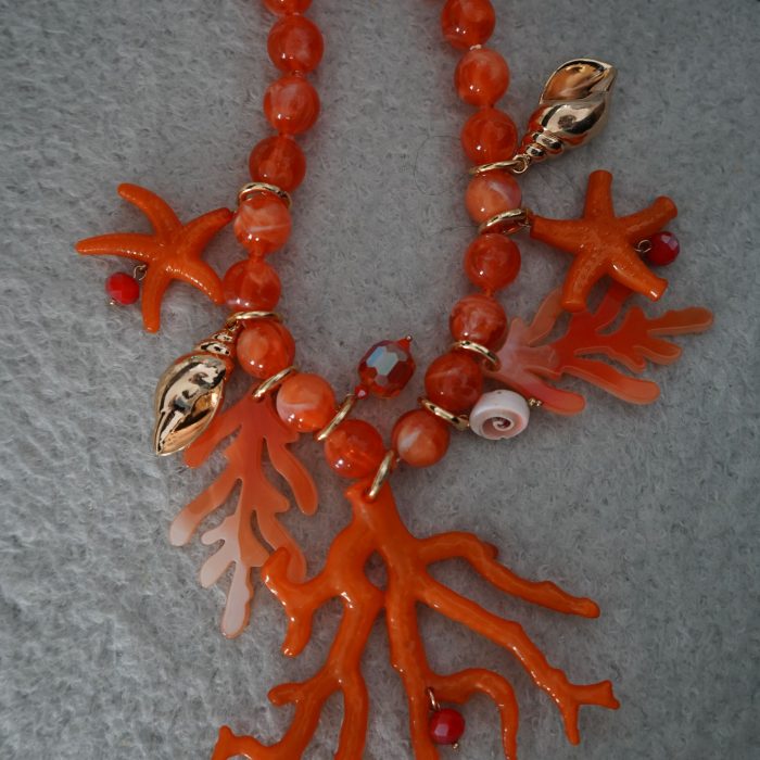 colar laranja coral