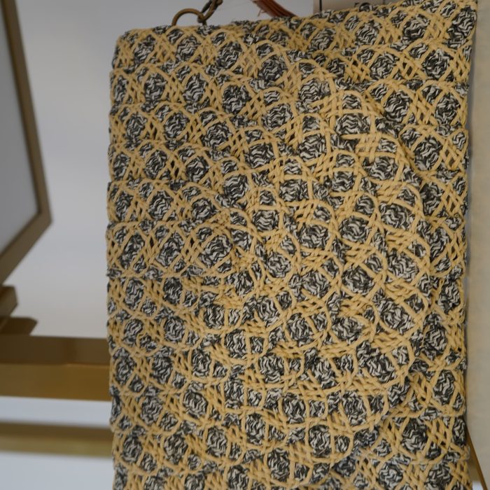 envelope azul e dourado