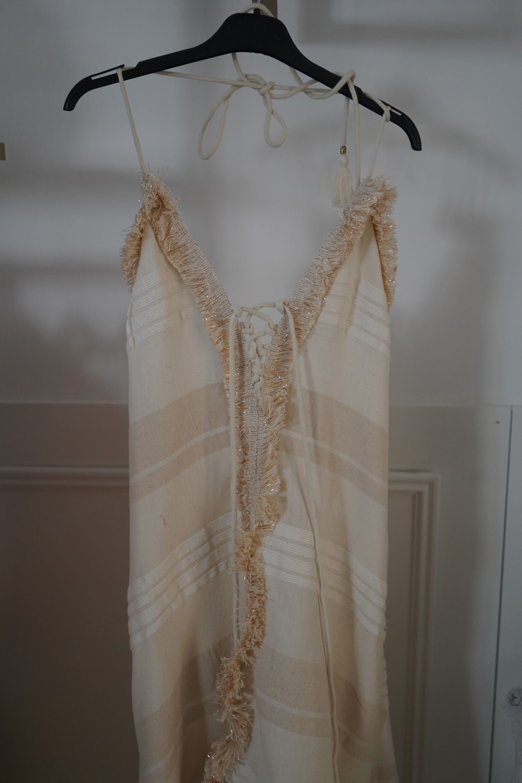 Vestido Franjas bege