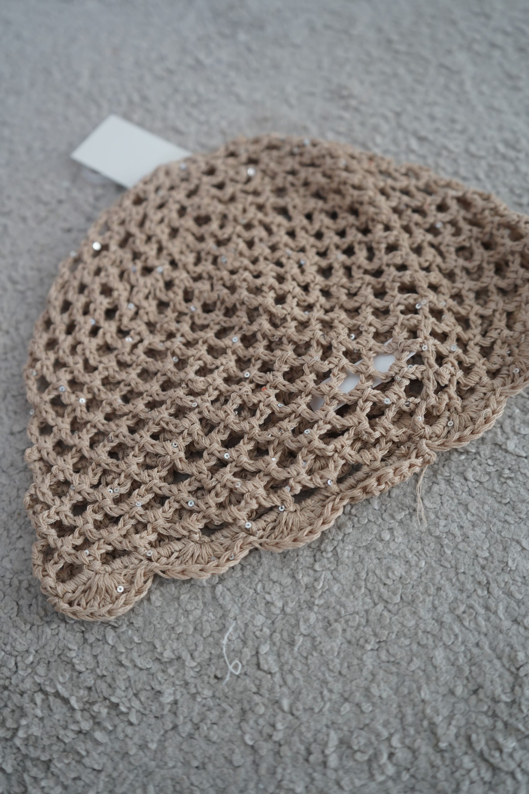 gorro camel brilhos
