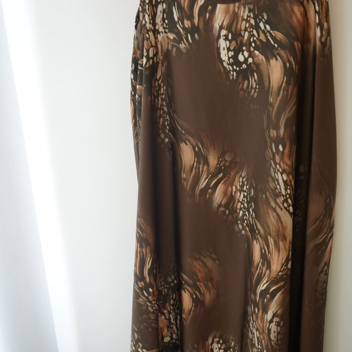 vestido padrão selva