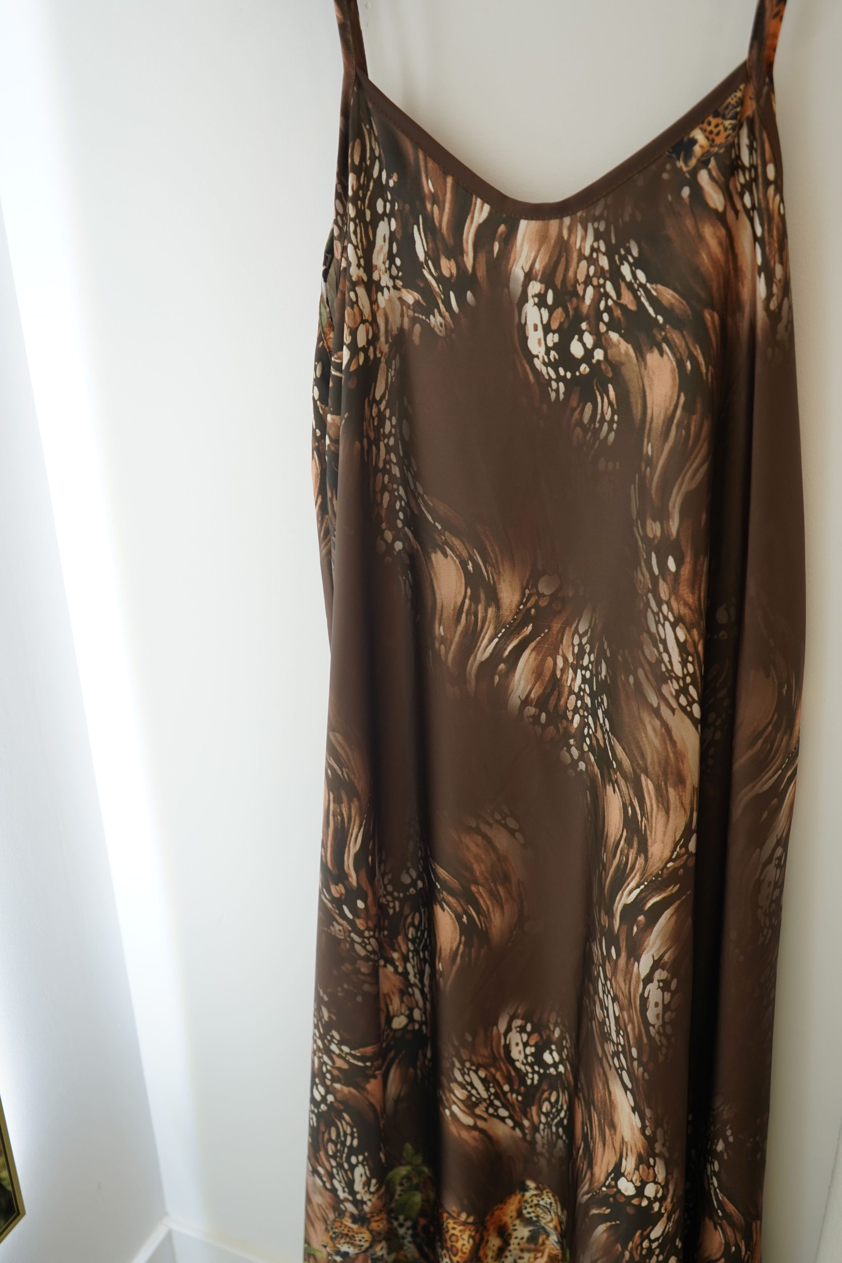 vestido padrão selva