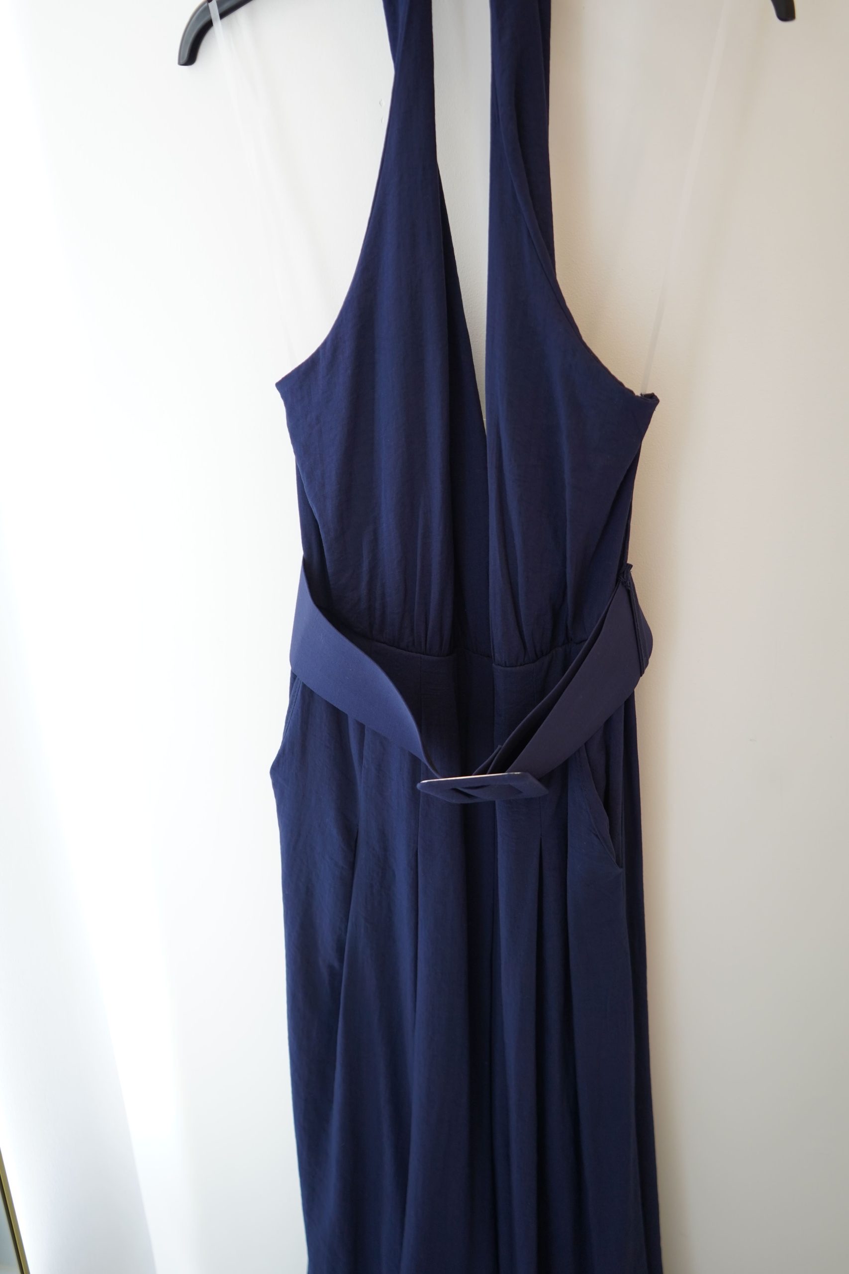 Macacão halter c/ cinto largo