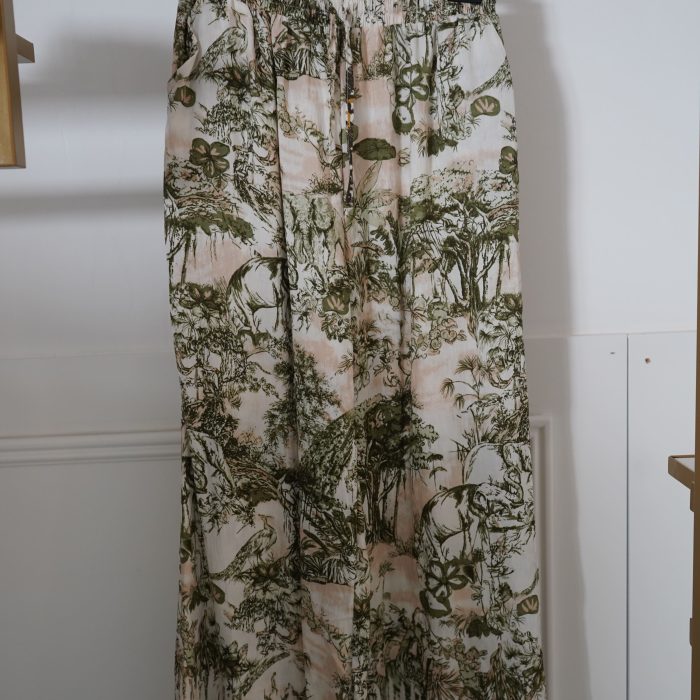 calça padrão selva