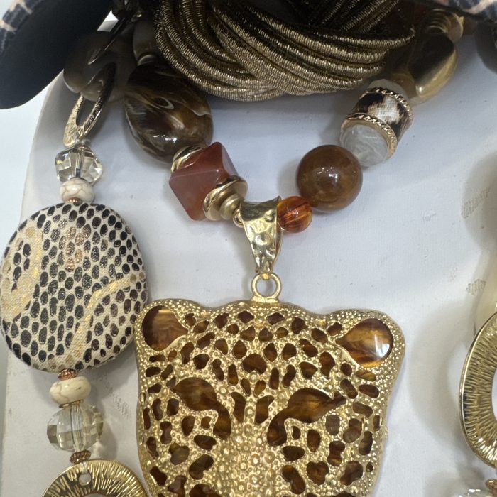 COLAR CASTANHO TIGRE