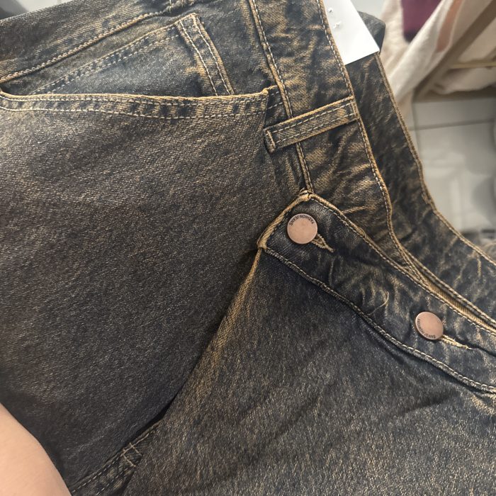 JEANS CINTO CRUZADO MANCHADAS